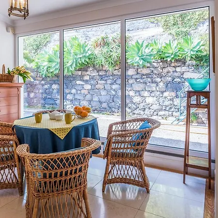Villa Casa Da Fonte Do Mar By Mhm Santa Cruz (Oeste)